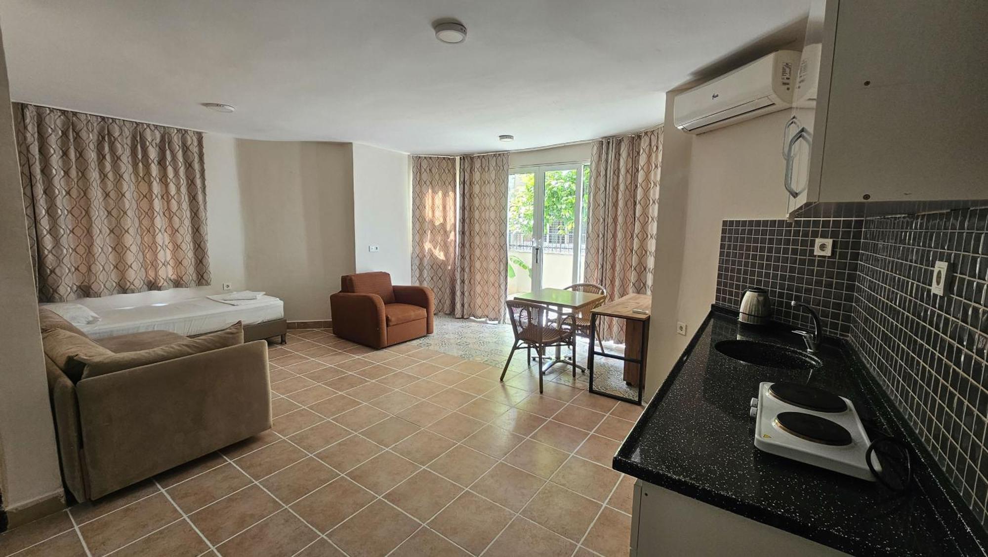 Selenya Hotel apartamentowy 3*